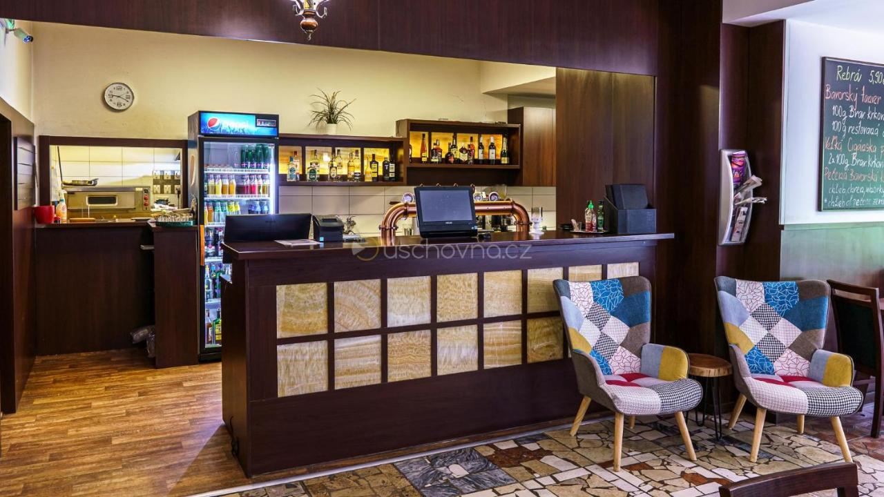 Hotel Garni *