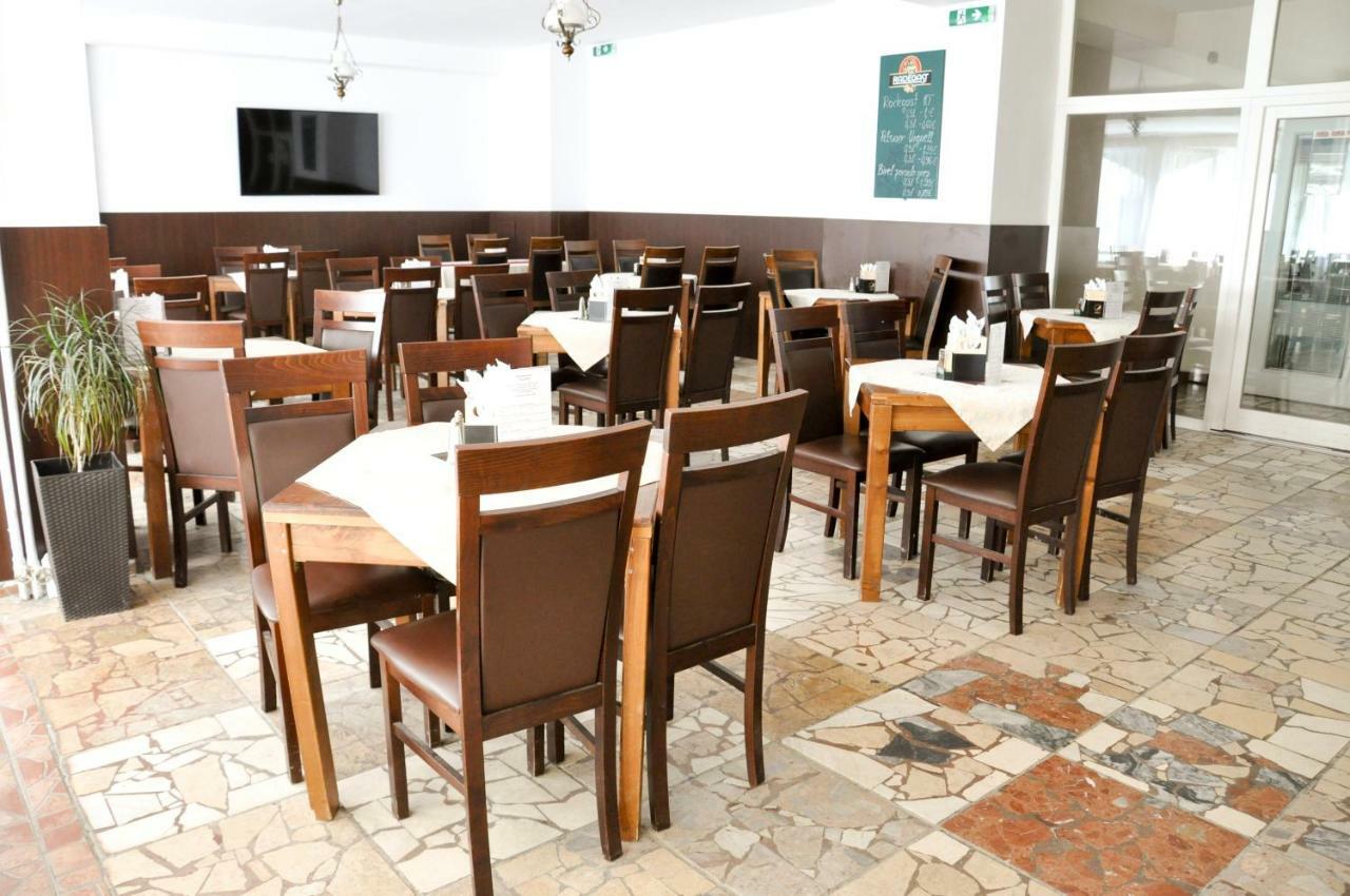Garni Hotel *